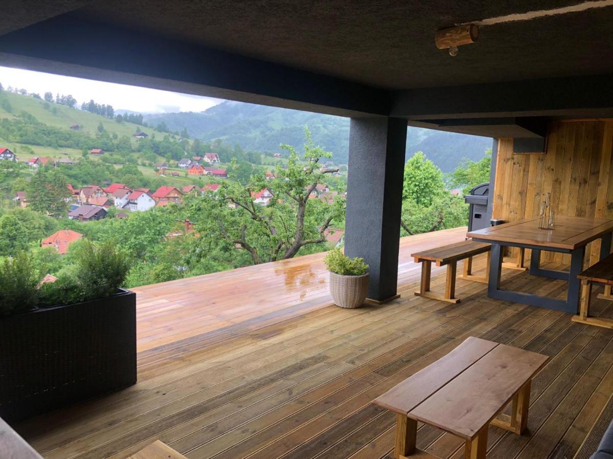 Chalet On