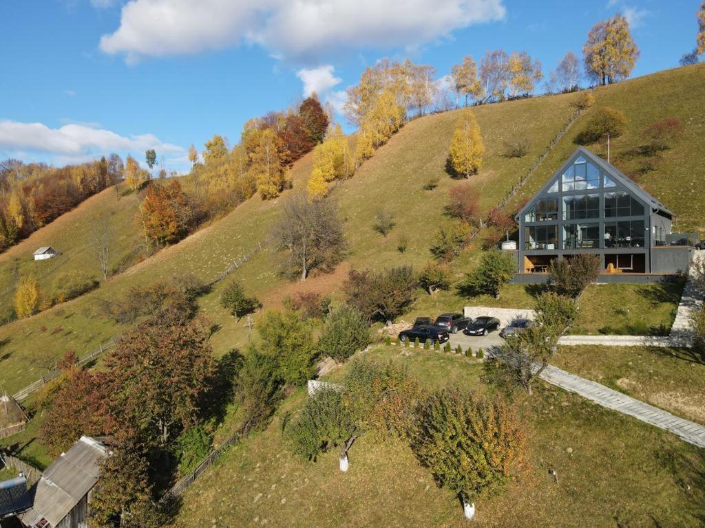 Chalet On *